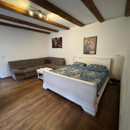 Appartamento Sunrise Castelului Braşov Esterno foto