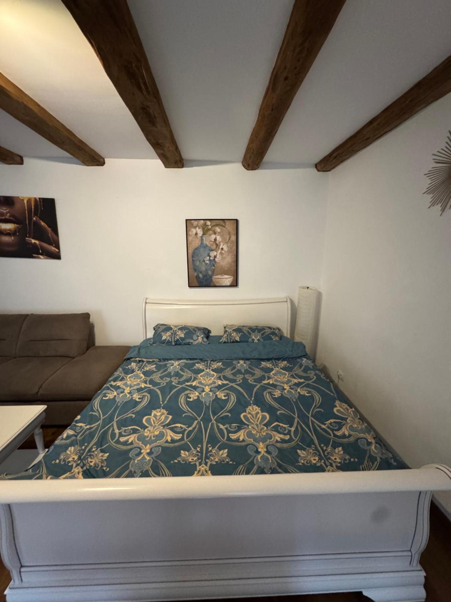 Appartamento Sunrise Castelului Braşov Esterno foto
